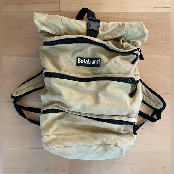 Betabrand Cornucopia backpack - Picture 2 of 3